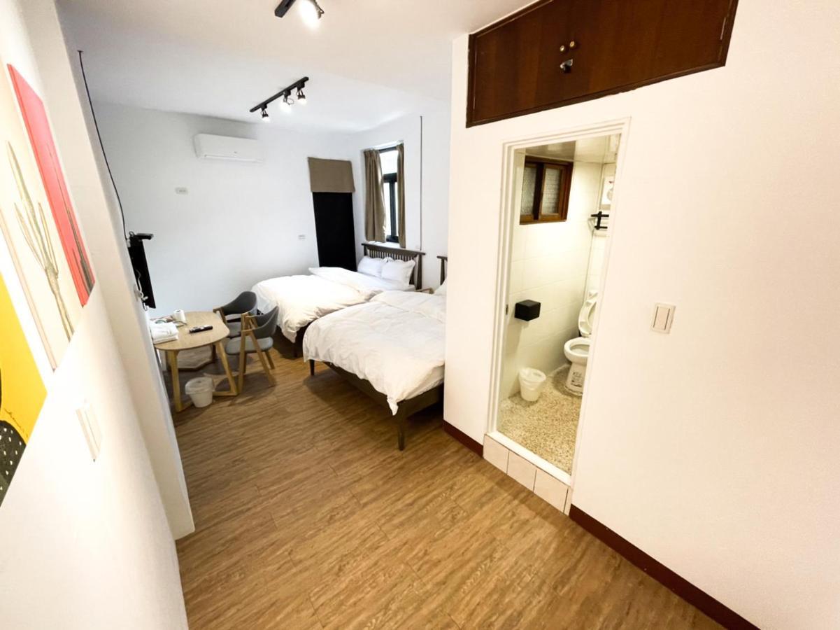 Small Island Homestay Tainan Exterior foto