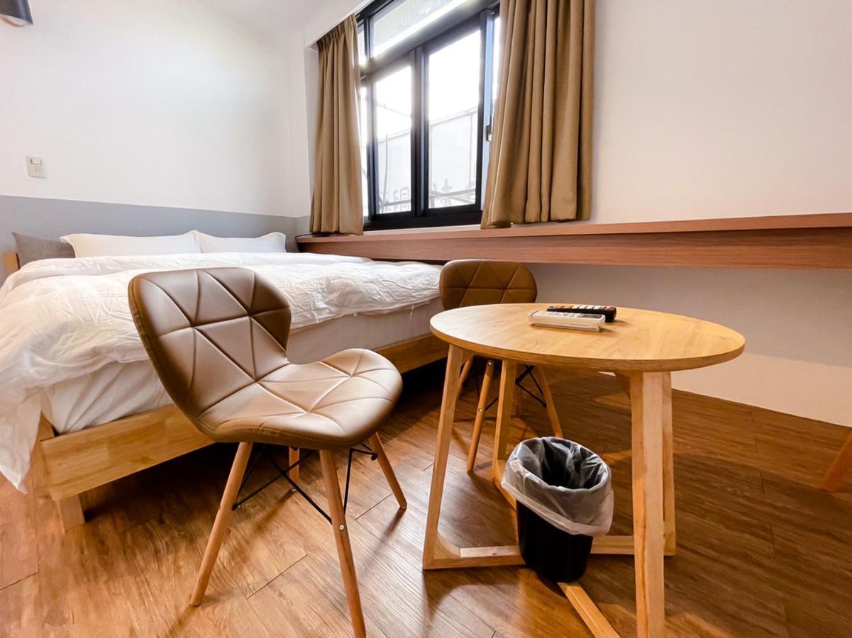 Small Island Homestay Tainan Exterior foto